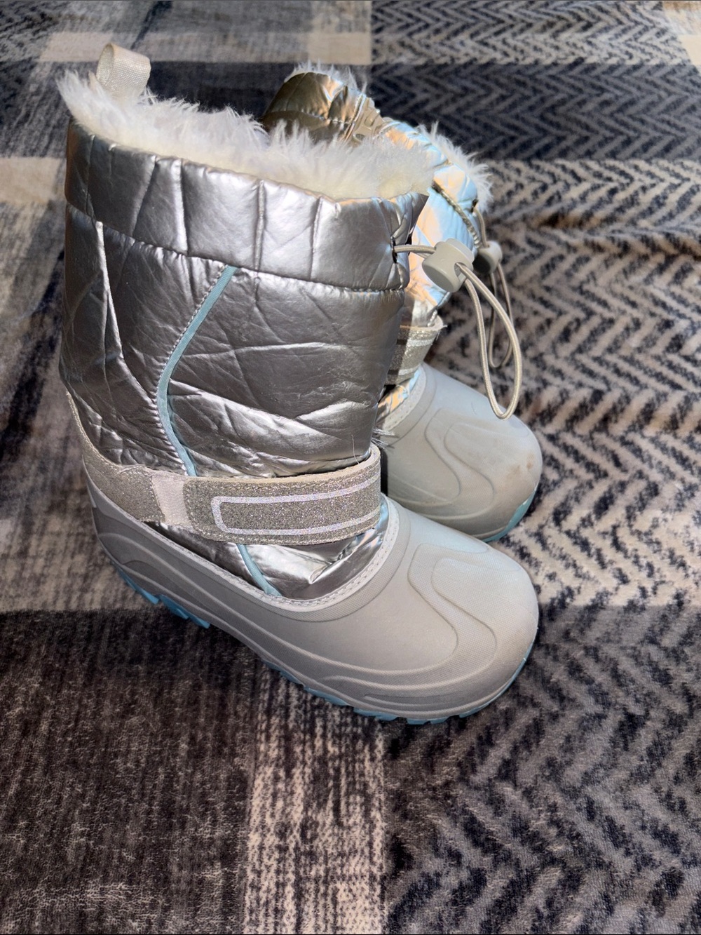 Kids Silver and Light Blue Insulated Snow Boots with Faux-Fur Cuff